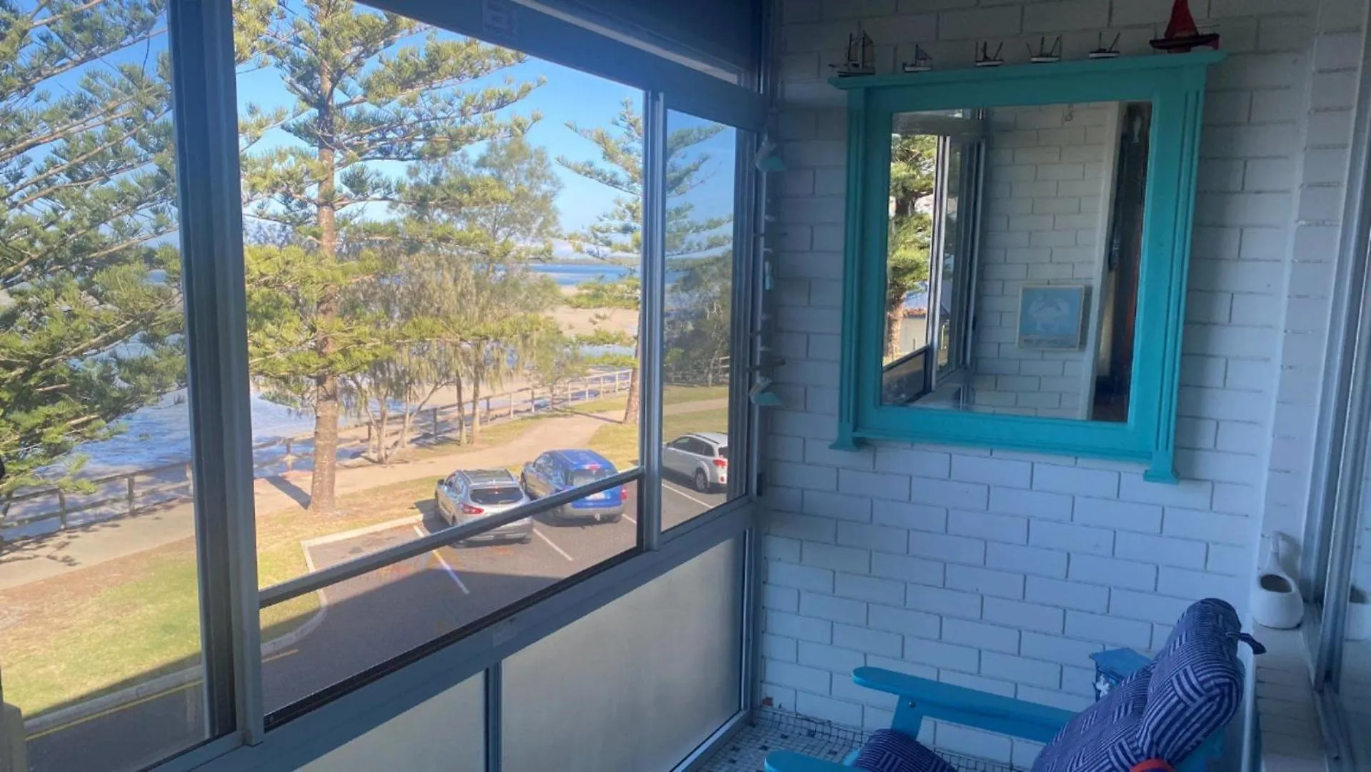 Calm Waters Unit 11 Apartment Golden Beach